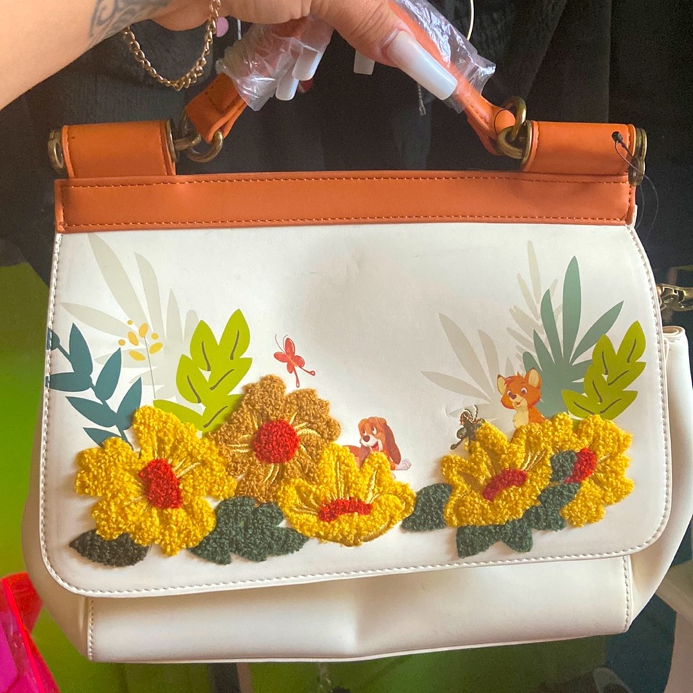Disney Fox and the hound purse *BRAND NEW*